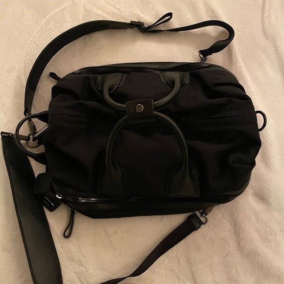 Caraa convertible backpack carry on duffle - Picture 9 of 9